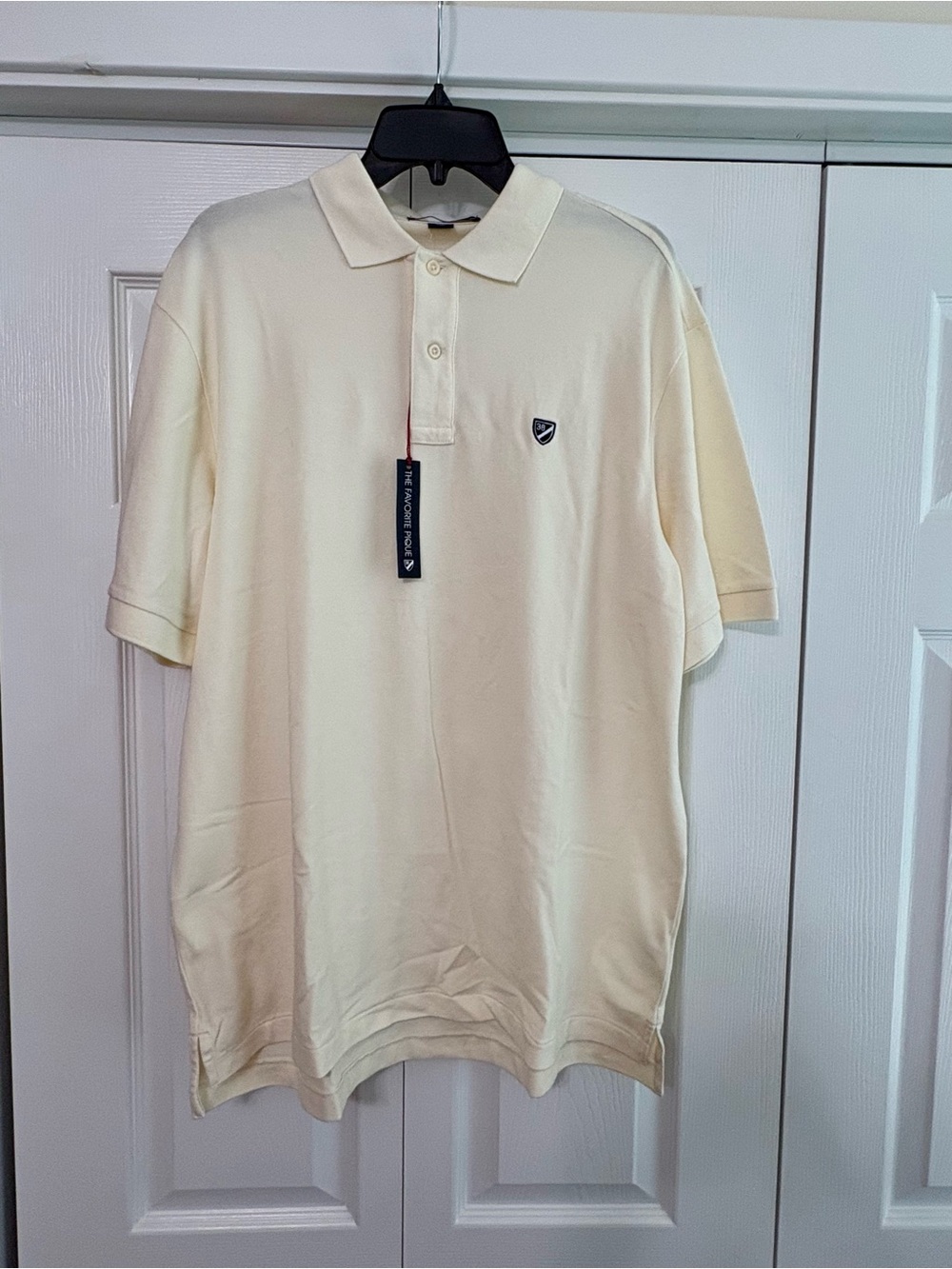Cremieux Men's Short Sleeve Polo. Size L. Off White Color. NWT